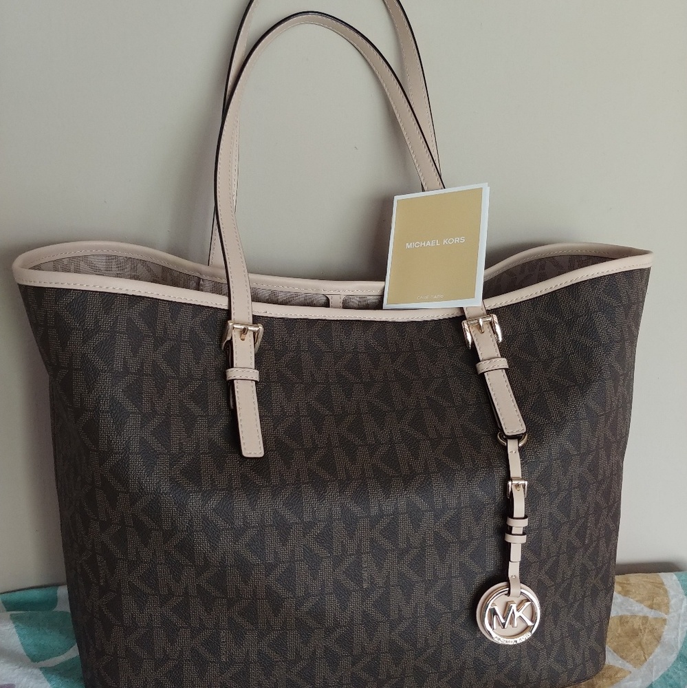 ⭐SOLD⭐Michael Kors - Picture 1 of 5